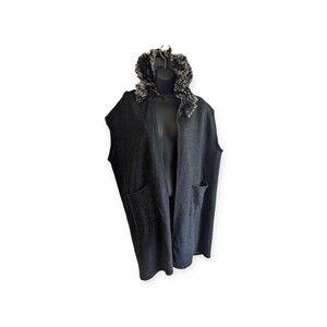 Women's Crosstree Lane Faux Fur Gray Open Cardigan Sleeveless One Size